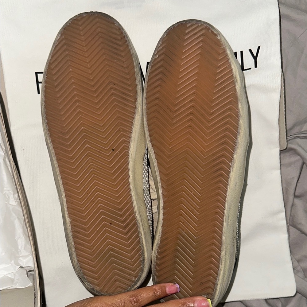 Golden Goose Sneakers with Blue Star - Picture 6 of 9